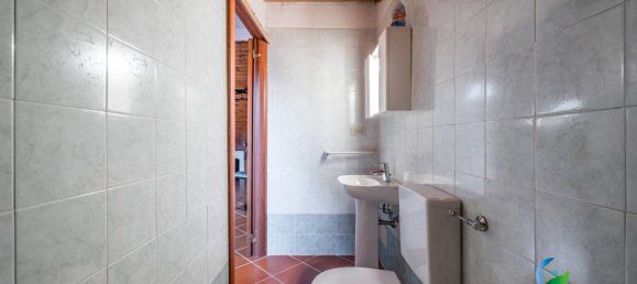 3 bedrooms House in Campogalliano, Italy No. 140662 11