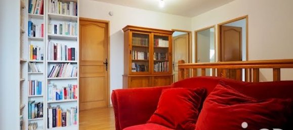 5 bedrooms House in Saint-Jean-de-la-Ruelle, France No. 263705 11