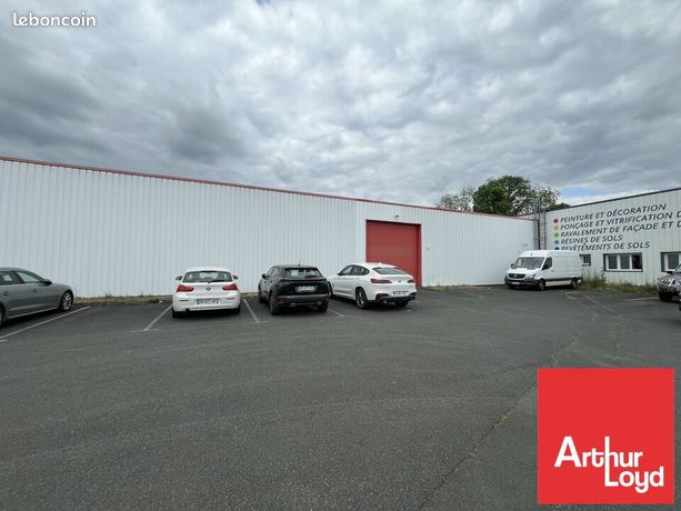 Imóvel comercial em Niort, France 905 m² N.º 308957