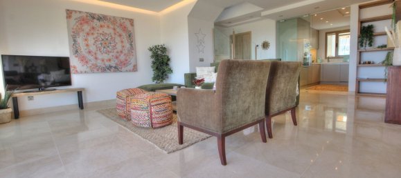 3 bedrooms Penthouse in Mijas, Spain No. 147519 8