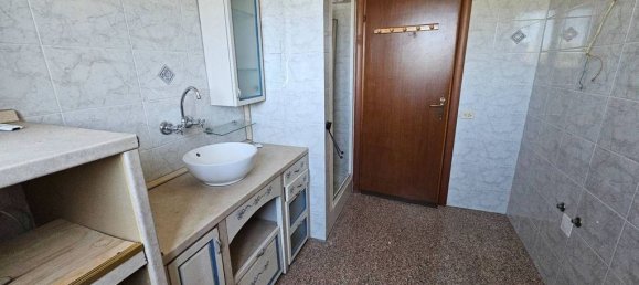 3 bedrooms Villa in Grosseto, Italy No. 313191 3