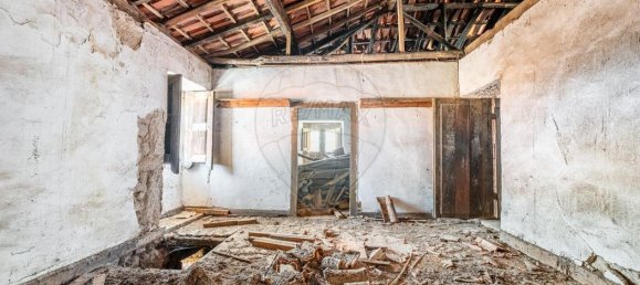 Дом с 6 спальнями в Валпасуш, Португалия № 19804 16