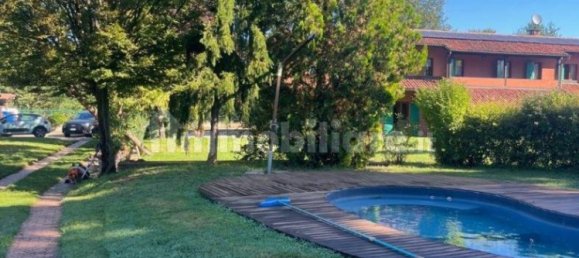 6 bedrooms House in Asti, Italy No. 320121 9