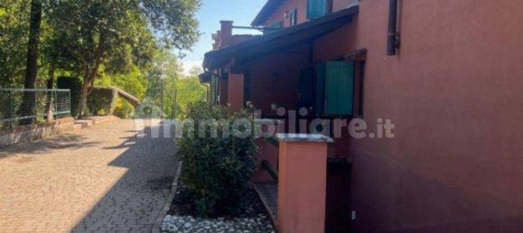 6 bedrooms House in Asti, Italy No. 320121 3