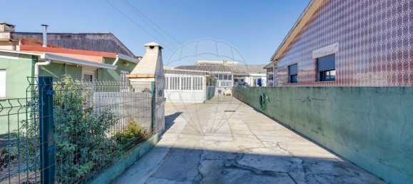 3 bedrooms House in Matosinhos, Portugal No. 28136 33