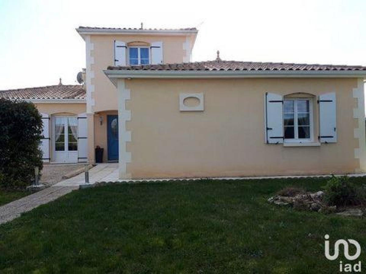 3 Schlafzimmer Haus in Cognac, France, Nr. 29614