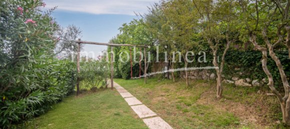 3 rooms House in Torri del Benaco, Italy No. 266489 7