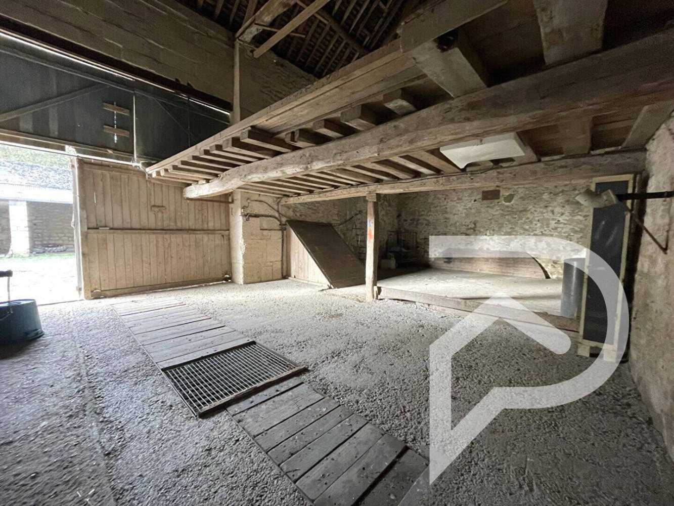 1 room Land in Crepy-en-Valois, France No. 48659