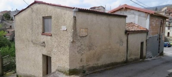 3-Zimmer Villa in Serrastretta, Italy, Nr. 37062 2