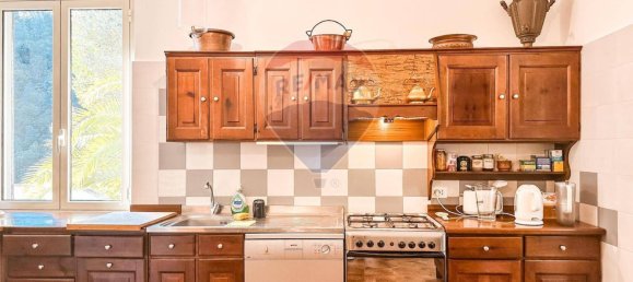 4 bedrooms Villa in Deiva Marina, Italy No. 262188 16