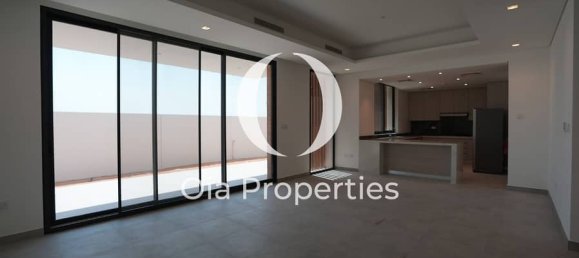 3 bedrooms Townhouse in Abu Dhabi, UAE No. 104629 17