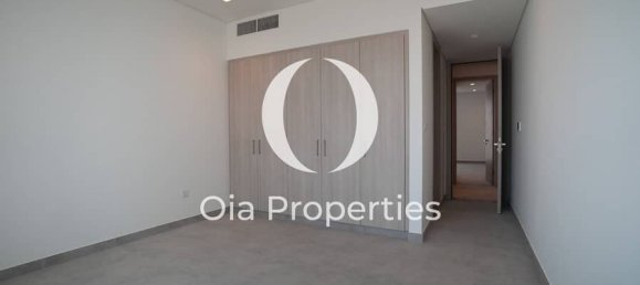 3 bedrooms Townhouse in Abu Dhabi, UAE No. 104629 12