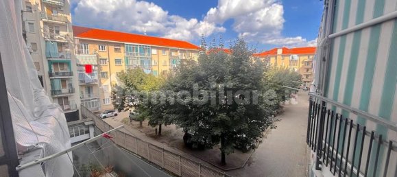 1 bedroom Apartment in Turin, Italy No. 351864 14