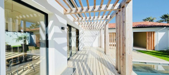 5 Schlafzimmer Villa in Anglet, France, Nr. 106576 15