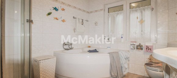 7 Schlafzimmer Gebäude in Zollernalbkreis, Germany, Nr. 71260 9