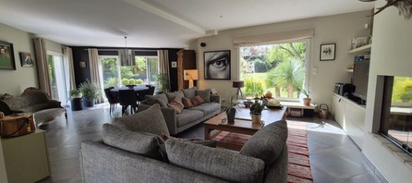 Casa de 5 dormitorios en Ballan-Mire, France No. 300281 5