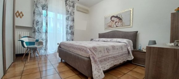 3-salle Appartement à Triggiano, Italy No. 3051 19
