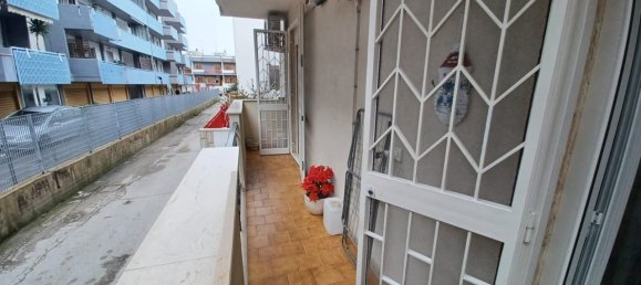 3-salle Appartement à Triggiano, Italy No. 3051 9