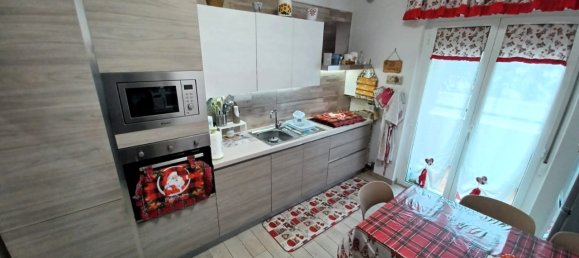 3-salle Appartement à Triggiano, Italy No. 3051 11