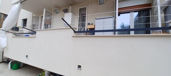 3-salle Appartement à Triggiano, Italy No. 3051 15