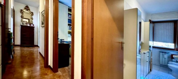 Apartamento de 4 divisões em Rome, Italy N.º 26886 13
