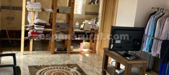 4 bedrooms House in Baza, Spain No. 10159 5