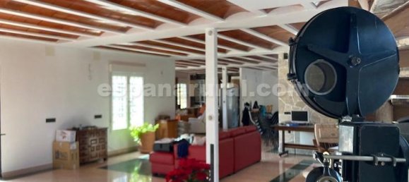 4 bedrooms House in Baza, Spain No. 10159 4