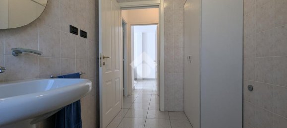 2 bedrooms Apartment in Sant'Ilario d'Enza, Italy No. 119371 11