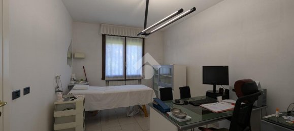 2 bedrooms Apartment in Sant'Ilario d'Enza, Italy No. 119371 5