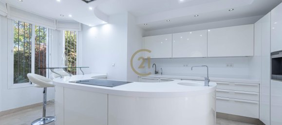 Villa T7 em Marbella, Spain N.º 19422 22