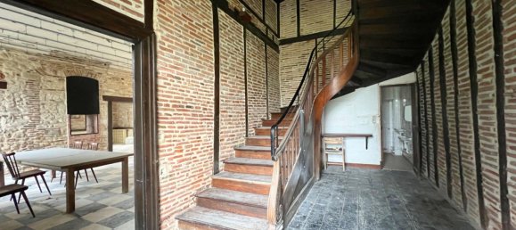 11 غرف نوم قلاع في Le Chatelet, France رقم 82029 4