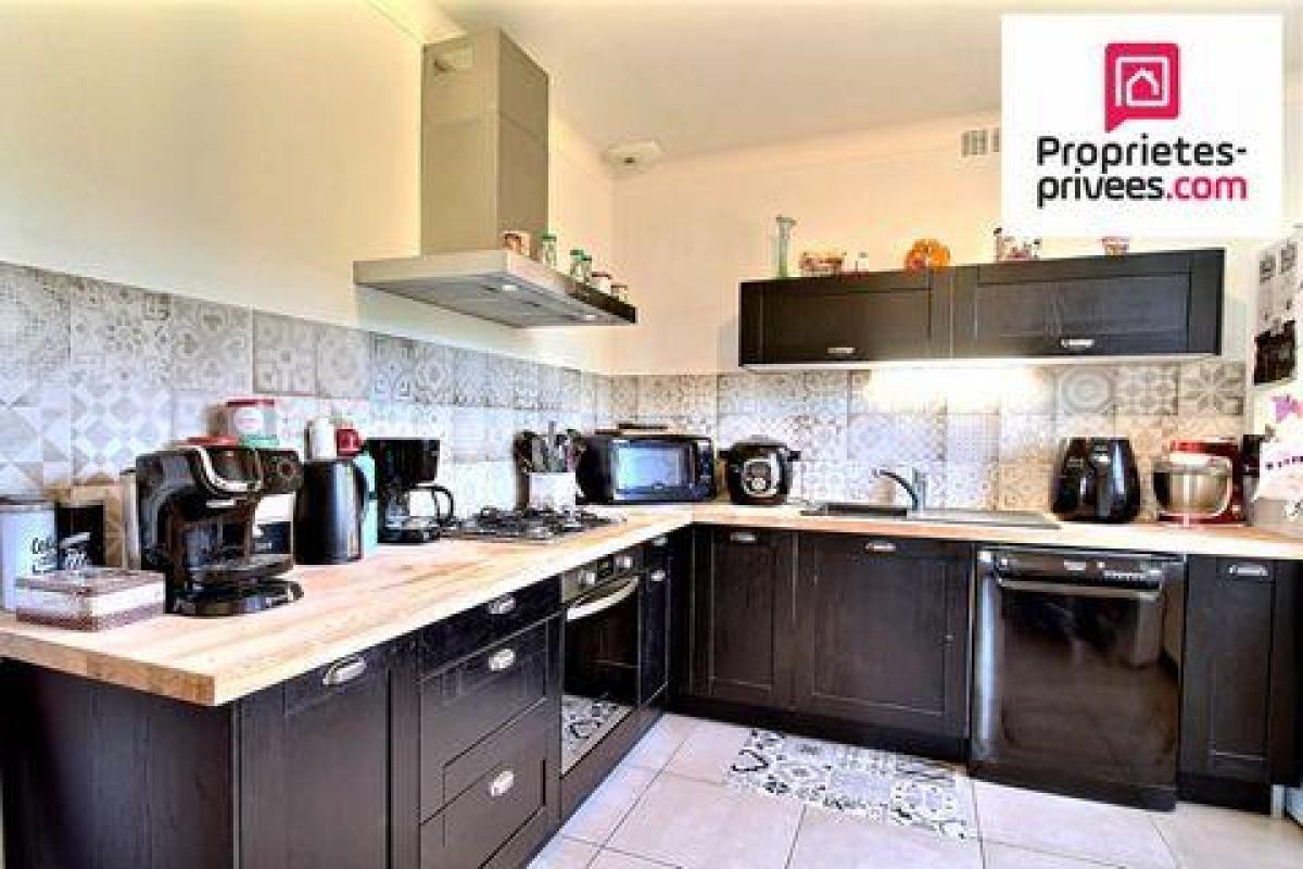 2 bedrooms House in Amilly, France No. 3807