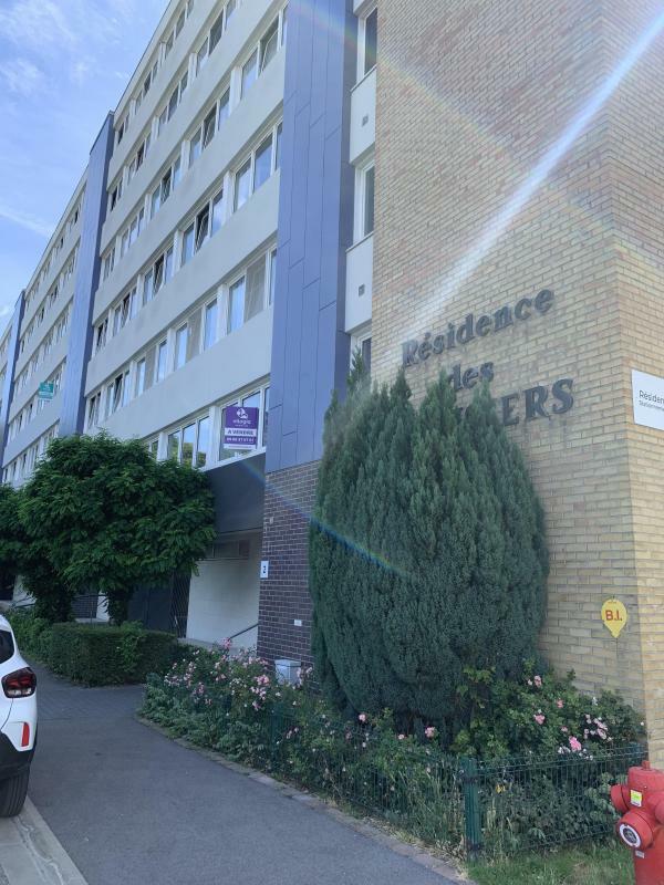 3 bedrooms Apartment in Lannoy, France No. 233543