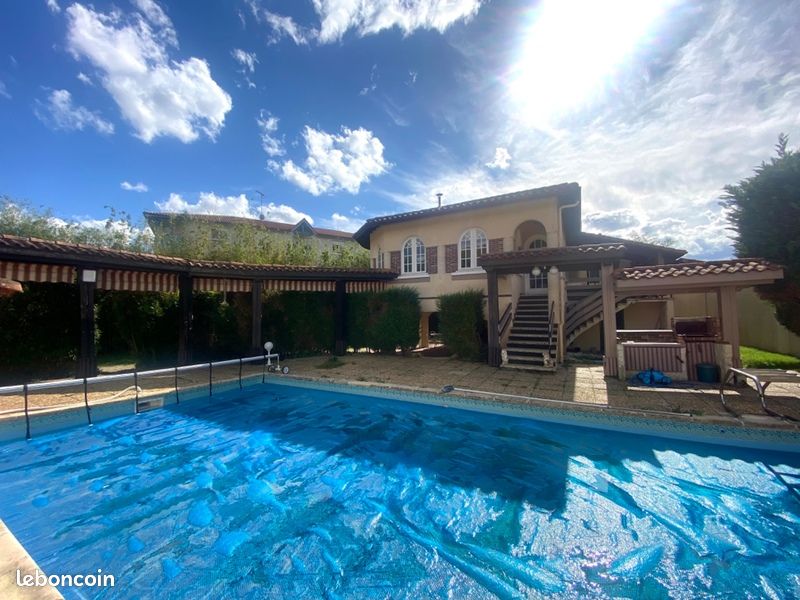 4 bedrooms House in Aire-sur-l'Adour, France No. 107142