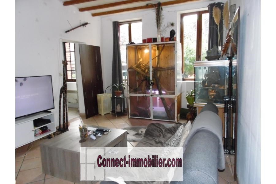 Casa de 3 dormitorios en Honnechy, France No. 240061