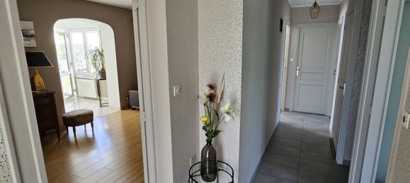 3 bedrooms Castles in Omelmont, France No. 263739 8