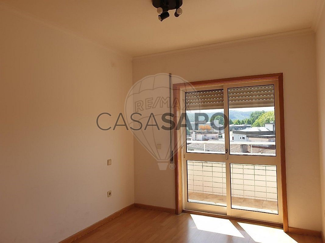 3 bedrooms Apartment in Oliveira de Azemeis, Portugal No. 324498