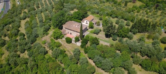 13 bedrooms House in Florence, Italy No. 207104 4