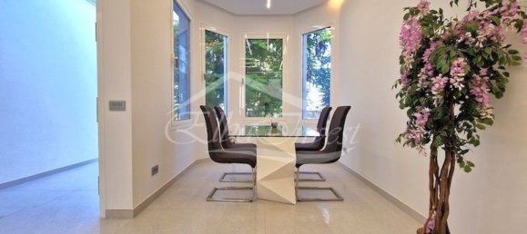 3 bedrooms House in Adeje, Spain No. 124968 10