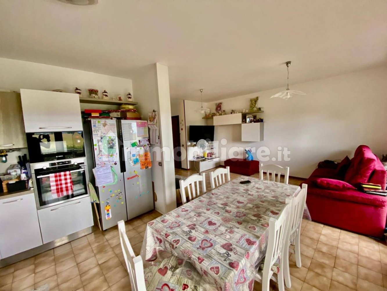 Apartamento de 2 dormitorios en Piacenza, Italy No. 319795
