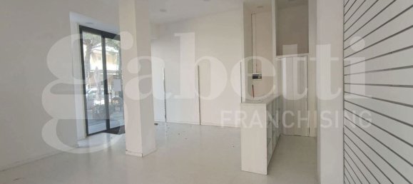 Gewerbliche Immobilie in Ravenna, Italy 48m², Nr. 322318 10