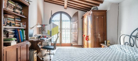 Casa de 7 divisões em San Giuliano Terme, Italy N.º 169521 24