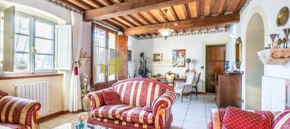 Casa de 7 divisões em San Giuliano Terme, Italy N.º 169521 5