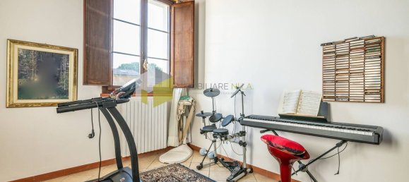 Casa de 7 divisões em San Giuliano Terme, Italy N.º 169521 16