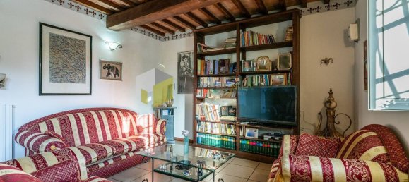 Casa de 7 divisões em San Giuliano Terme, Italy N.º 169521 35