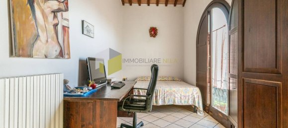 Casa de 7 divisões em San Giuliano Terme, Italy N.º 169521 23