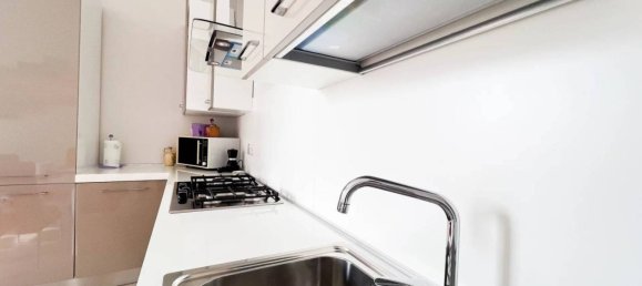 1 bedroom Apartment in Albisola Superiore, Italy No. 210647 7