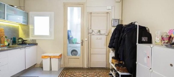 2 Schlafzimmer Wohnung in Ciutat Vella, Spain, Nr. 114953 6