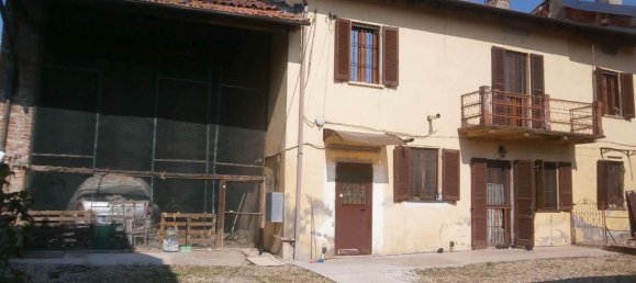 5 rooms House in Mortara, Italy No. 90756 2