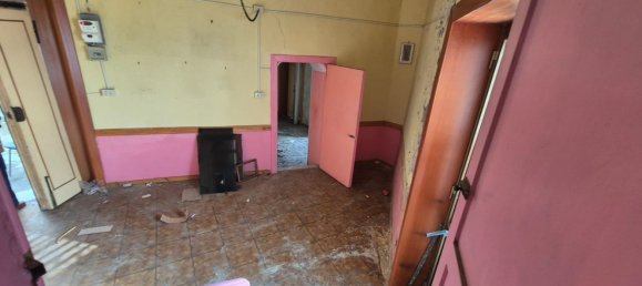 2غرفة منزل في Lettere, Italy رقم 78851 9